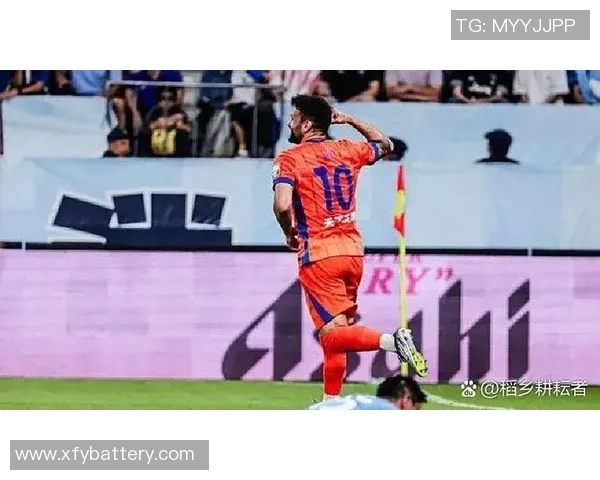 昔日英俊足球明星如今身材发福的背后故事与心路历程