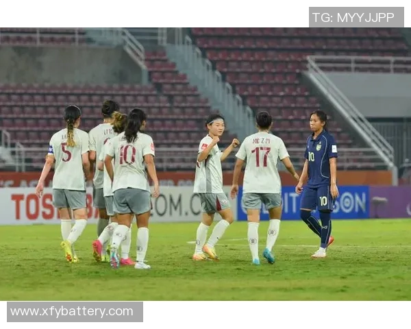 中国媒体全程直播泰国足球赛精彩瞬间与赛事分析